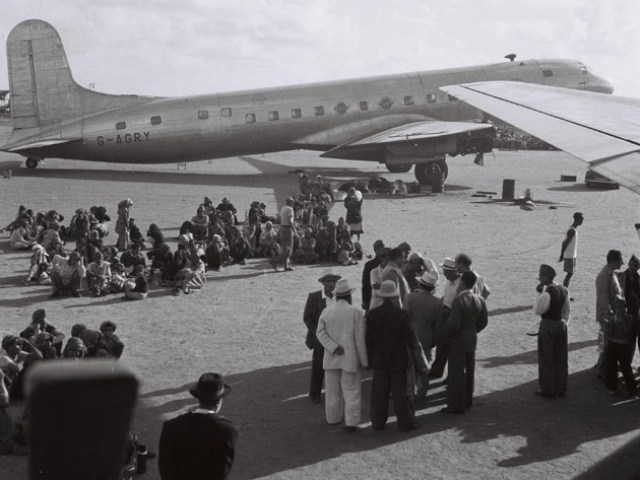 Yemenite Jews awaiting airlift to Israel, Aden, 1949